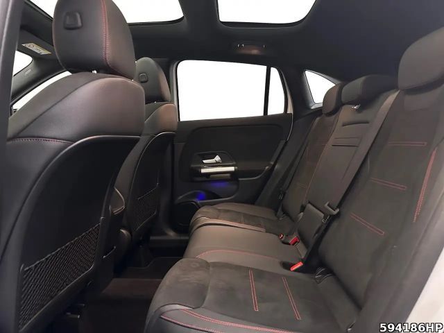 Mercedes-Benz GLA 180 AMG Line