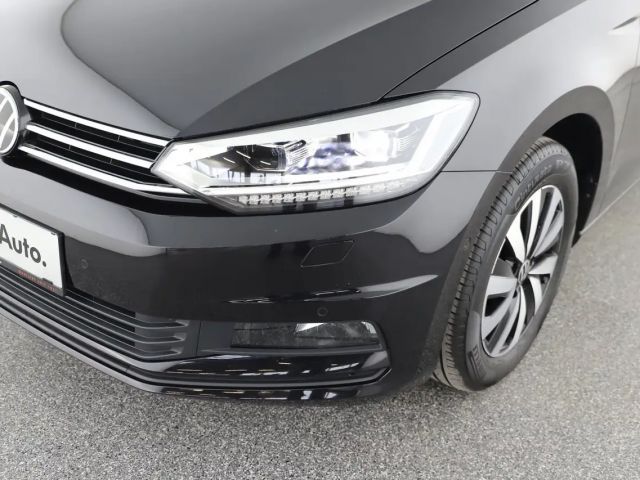 Volkswagen Touran DSG Life