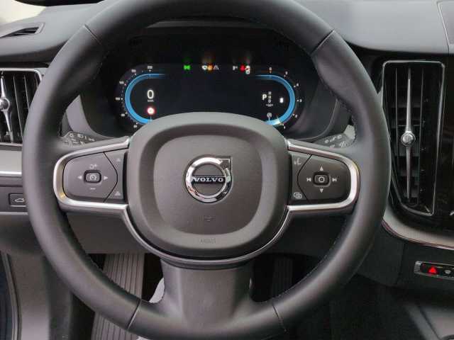 Volvo XC60 Core