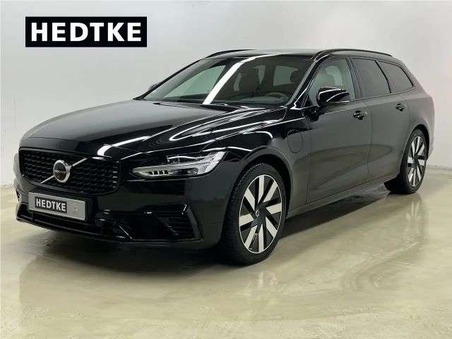 Volvo V90 AWD Dark Plus T6