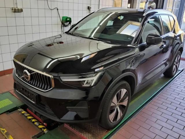 Volvo XC40 Core Recharge T4