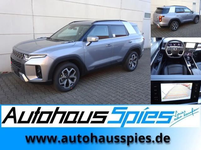 SsangYong Torres 2WD Quartz