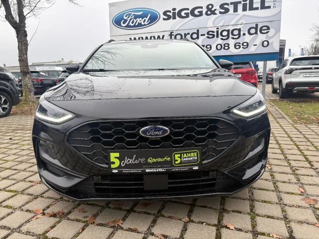 Ford Focus ST Line Wagon