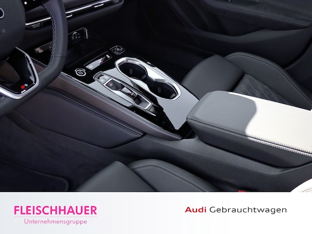 Audi A6 Avant Quattro S-Tronic