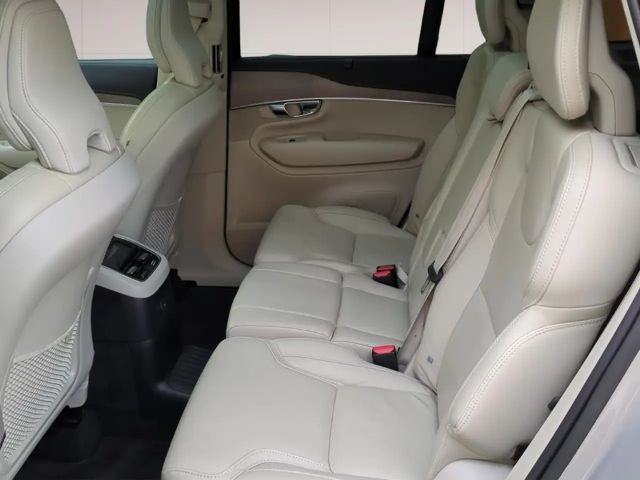 Volvo XC90 Dark Plus Recharge T8