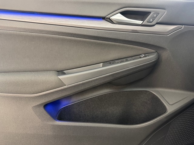 Volkswagen Golf Business Golf VIII Style