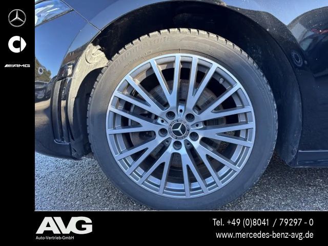 Mercedes-Benz A 250 A 250 e AMG Line