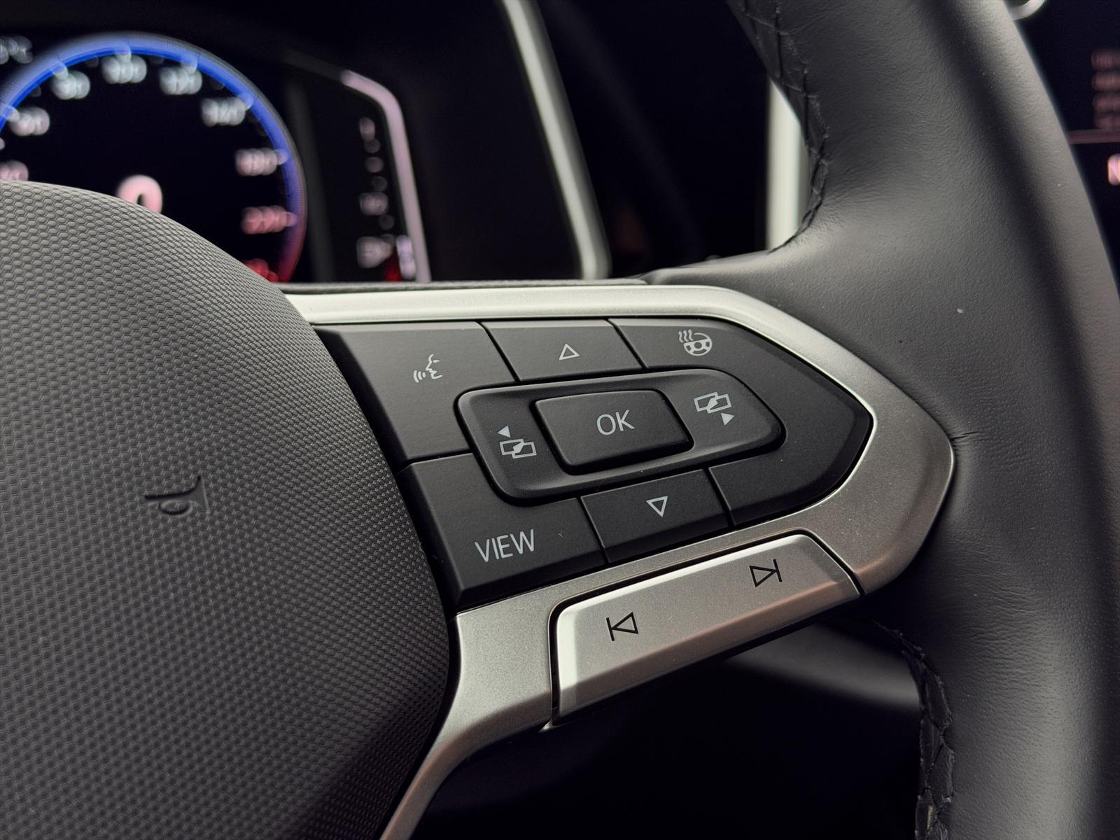 Volkswagen T-Roc 1.5 TSI DSG R-Line