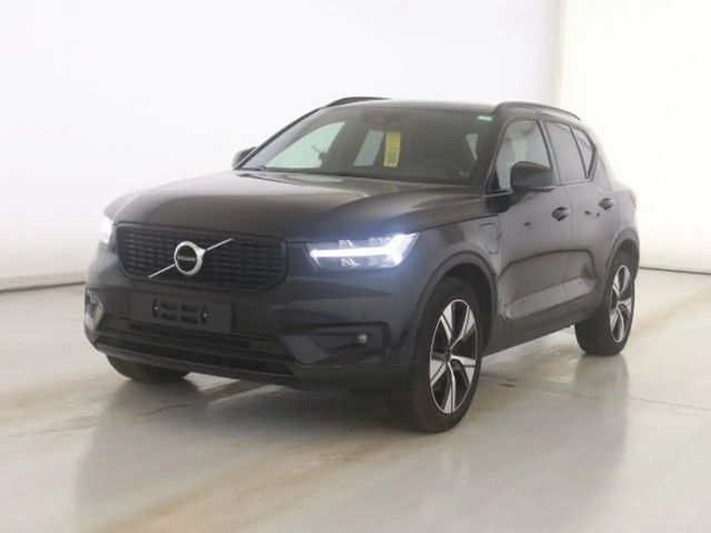 Volvo XC40 R-Design Recharge T5