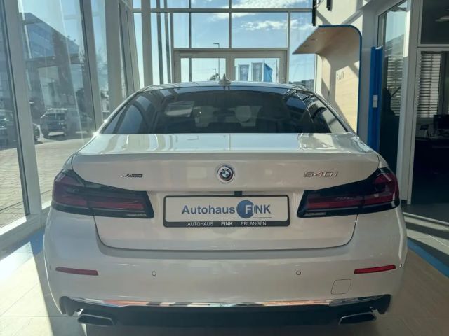 BMW 540 540i Sedan xDrive
