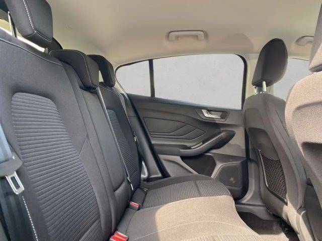 Ford Focus EcoBoost Titanium