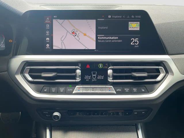 BMW 330 330i M-Sport Touring