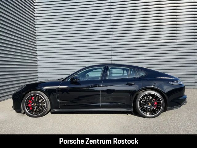 Porsche Panamera GTS