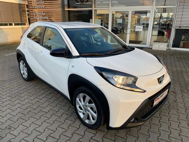Toyota Aygo X Hatchback Play X-play