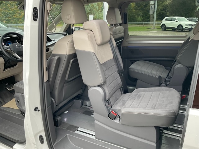 Volkswagen Multivan 2.0 TDI DSG Lang T7