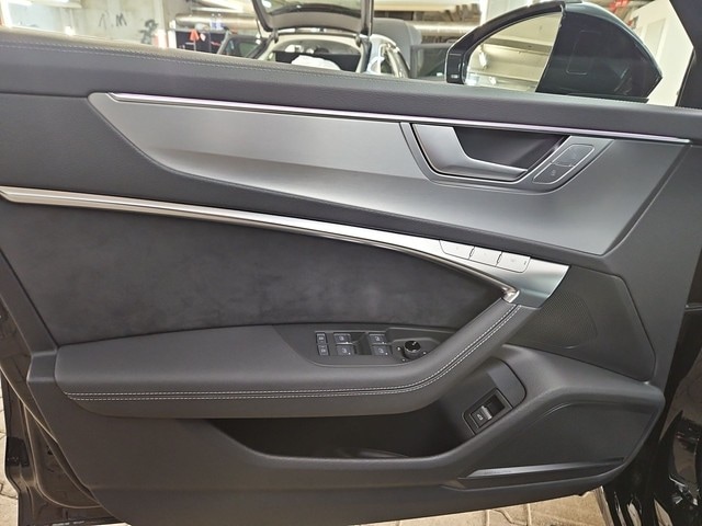 Audi S6 Avant Quattro