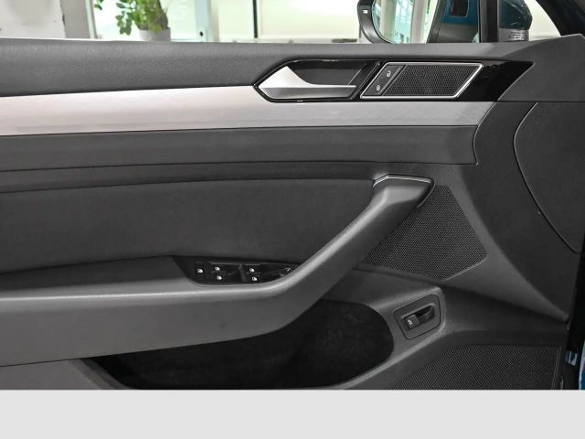 Volkswagen Passat 2.0 TDI Business DSG Variant