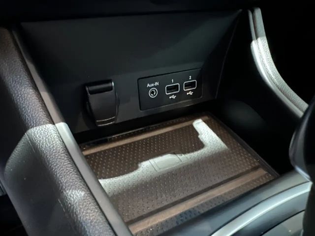 Renault Captur Business Line E-Tech