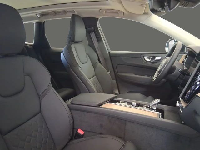 Volvo XC60 AWD Dark Plus T6