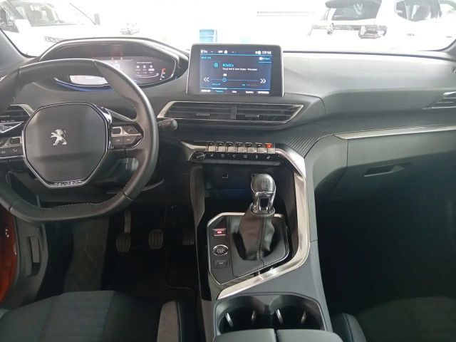 Peugeot 5008 Active Pack