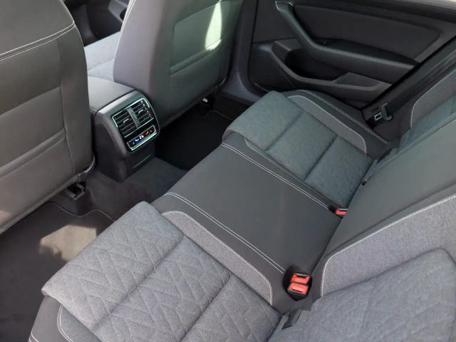 Volkswagen Passat 2.0 TDI Business DSG Variant