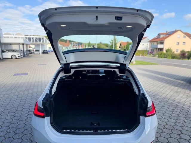 BMW 318 318i Touring