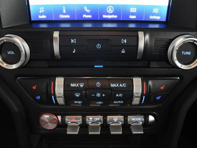 Ford Mustang Convertible GT 5.0 V8