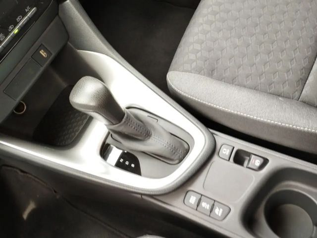 Toyota Yaris Hybride Team D