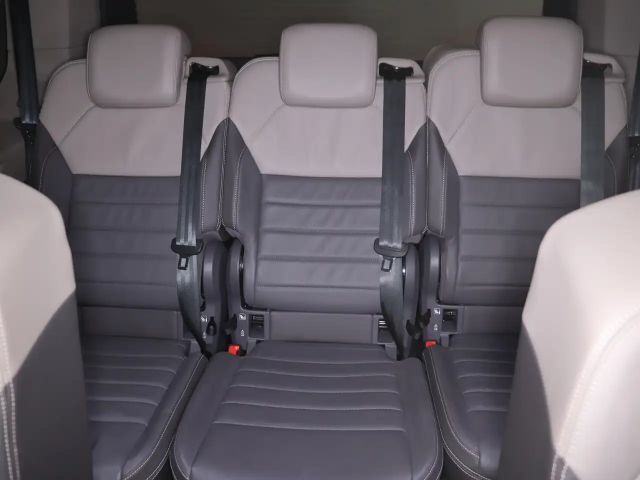 Volkswagen Multivan 2.0 TDI Lang Style T7