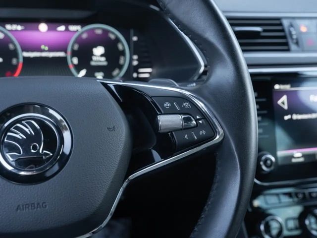 Skoda Superb Combi iV