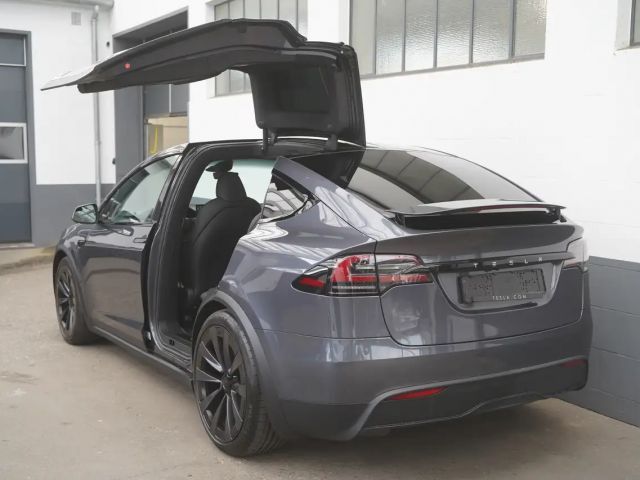 Tesla Model X AWD