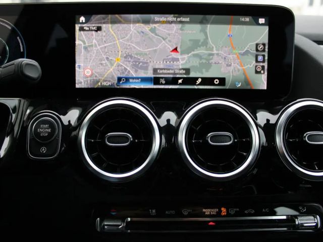 Mercedes-Benz B 180 Sedan