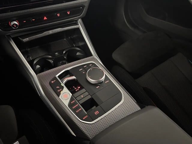 BMW 330 330i Touring xDrive