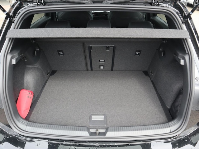 Volkswagen Golf DSG R-Line