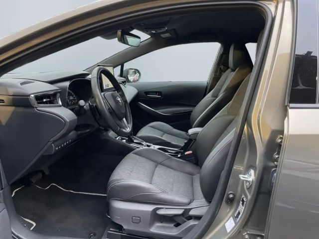 Toyota Corolla Hybride Team D