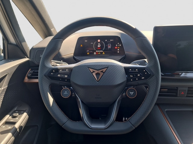 Cupra Born 240 KW 79 kWh ACC Navi KlimaA PDC Pano