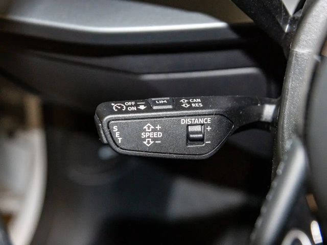 Audi A3 30 TFSI Sedan