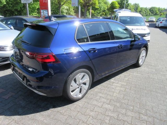Volkswagen Golf 1.5 eTSI DSG IQ.Drive Style