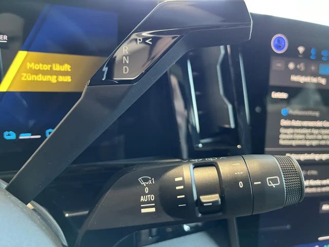 Renault Espace E-Tech Hybrid Iconic