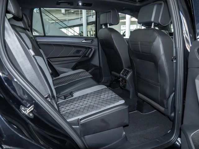 Volkswagen Tiguan 2.0 TSI Allspace R-Line