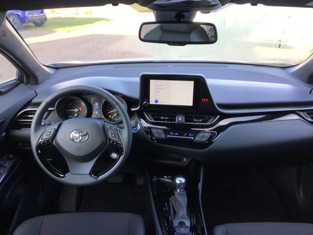 Toyota C-HR Hybride Team D