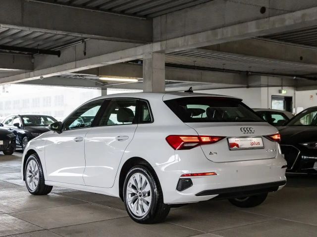 Audi A3 40 TFSI Hybride Sedan
