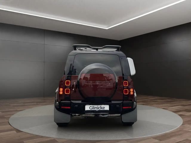 Land Rover Defender 110 D300