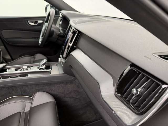 Volvo XC60 AWD Plus Recharge T8