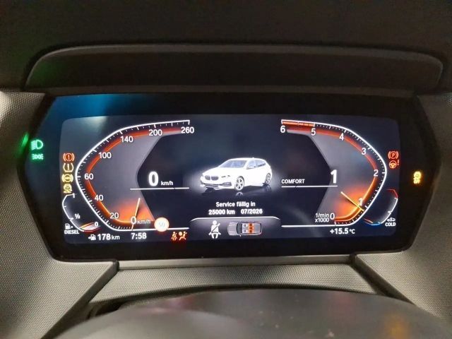 BMW 118 118d Sedan Sport Line