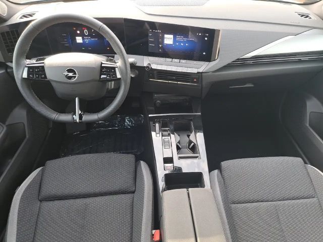 Opel Astra Edition Sports Tourer