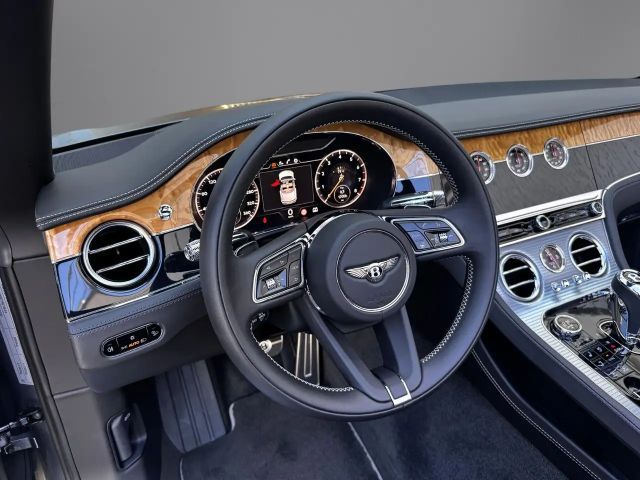 Bentley Continental GTC V8