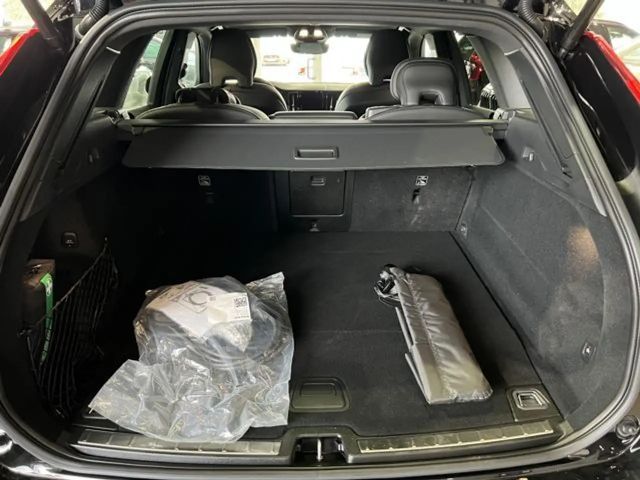 Volvo XC60 AWD Plus Recharge T8