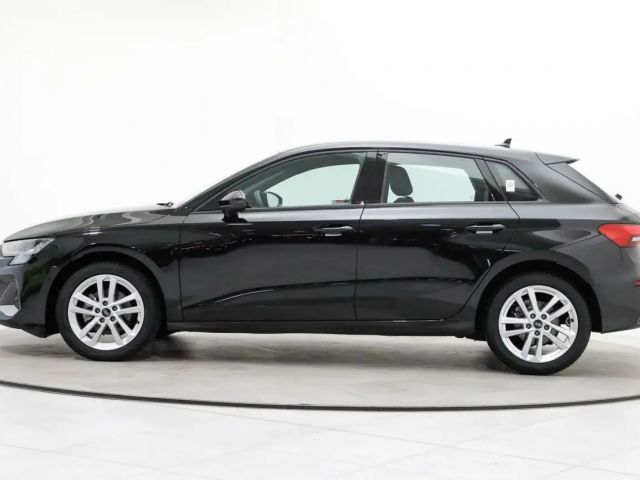 Audi A3 30 TDI Sedan