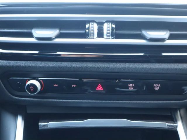 BMW 320 320d M-Sport Touring xDrive